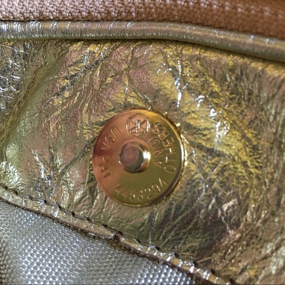 SAS Gold Handbag Leather Hobo Lots of Pockets Shoulder Bag - Picture 11 of 16